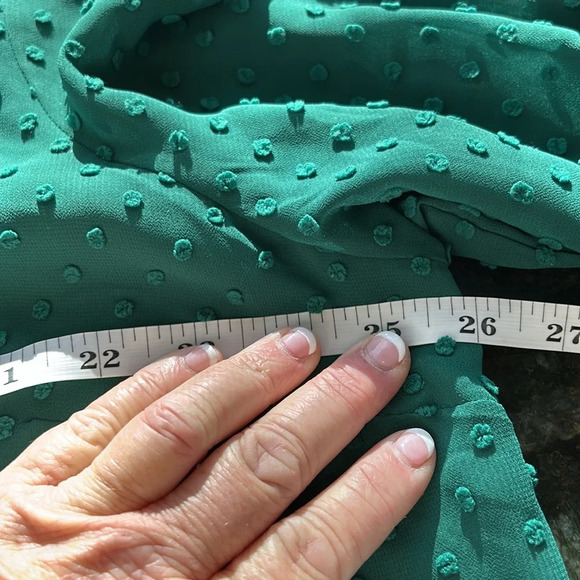 J Crew Kelly Green 2X Swiss dot v neck blouse. Lined in front. EUC - Picture 7 of 10